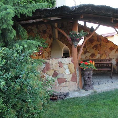 Agro Relax Nowodwor Hotell Exteriör bild